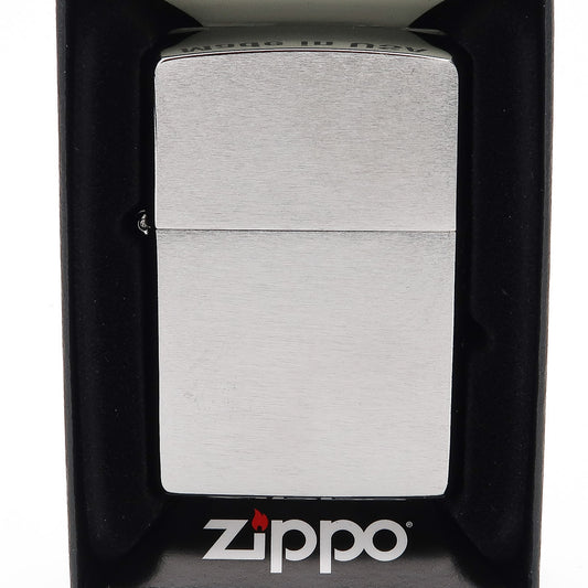 Zippo Original myrskyn sytytin kaiverruksineen