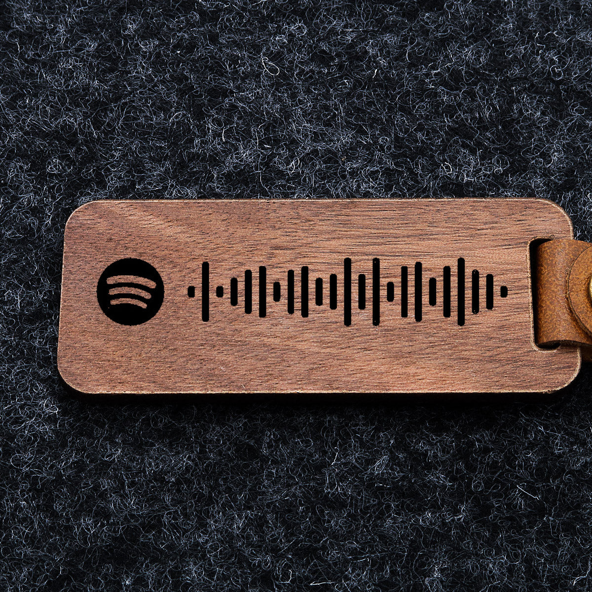 Spotify puinen avaimenperä, jossa on Spotify-koodi